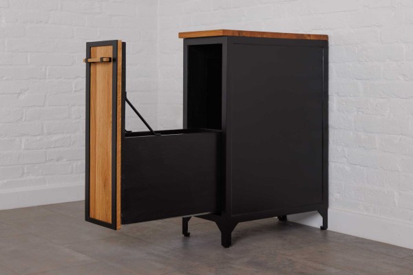 Auszugschrank Stauraum